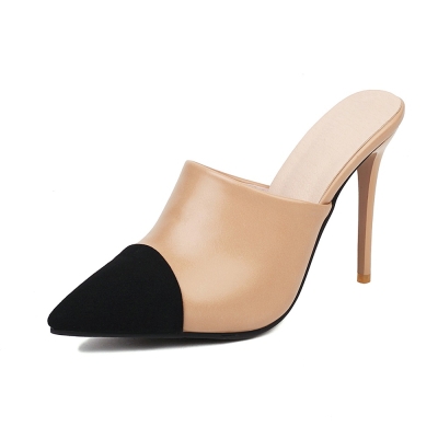 حذاء ميول أسود بكعب ستيليتو وأصابع مدببة بلون البيج