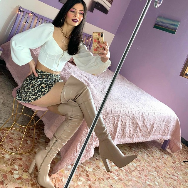 Diana Spring Outlooks with UP2STEP Thigh-High Boots